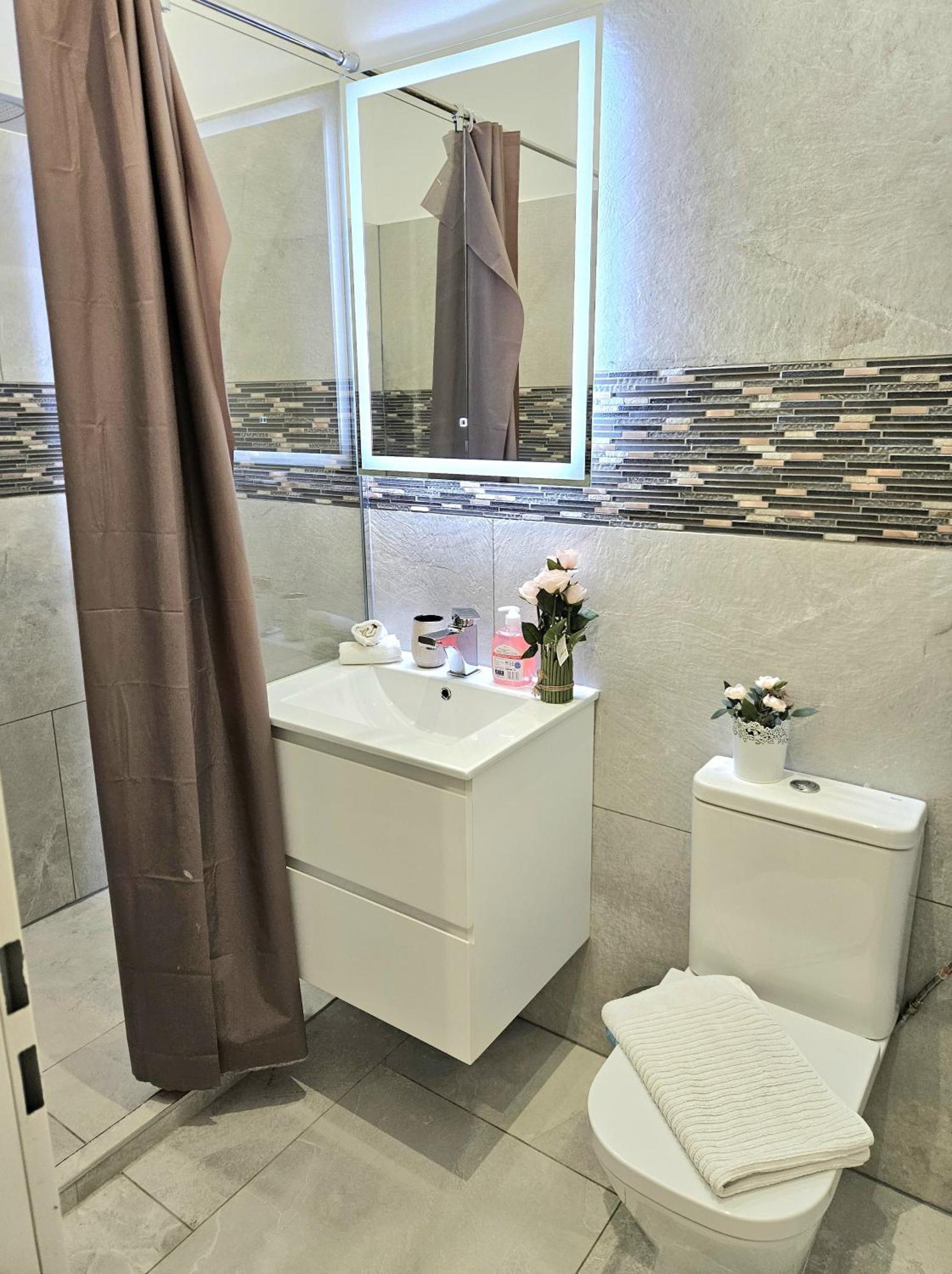 Designer Downtown Gem Apartment บูดาเปสต์ ภายนอก รูปภาพ