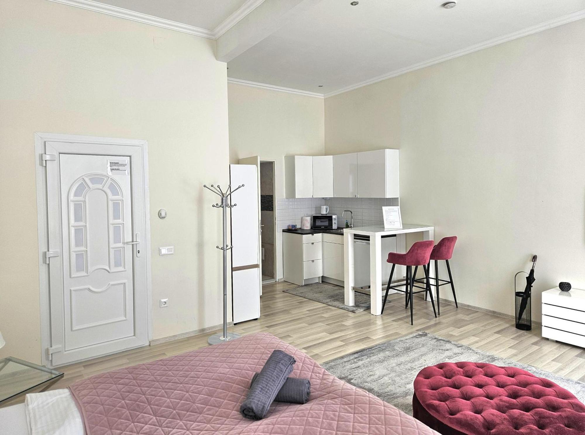 Designer Downtown Gem Apartment บูดาเปสต์ ภายนอก รูปภาพ
